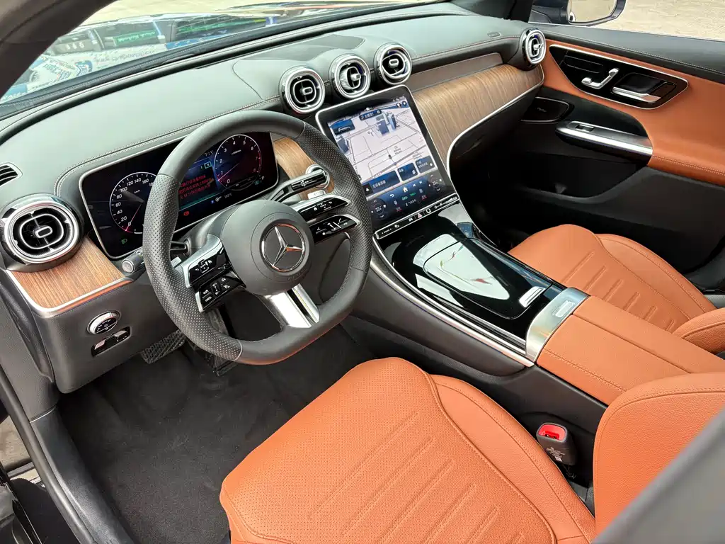 Mercedes-Benz Mercedes-Benz GLC 2024 GLC 300 L 4MATIC Dynamic Model 5-Seat 2024 - thumbnail 9