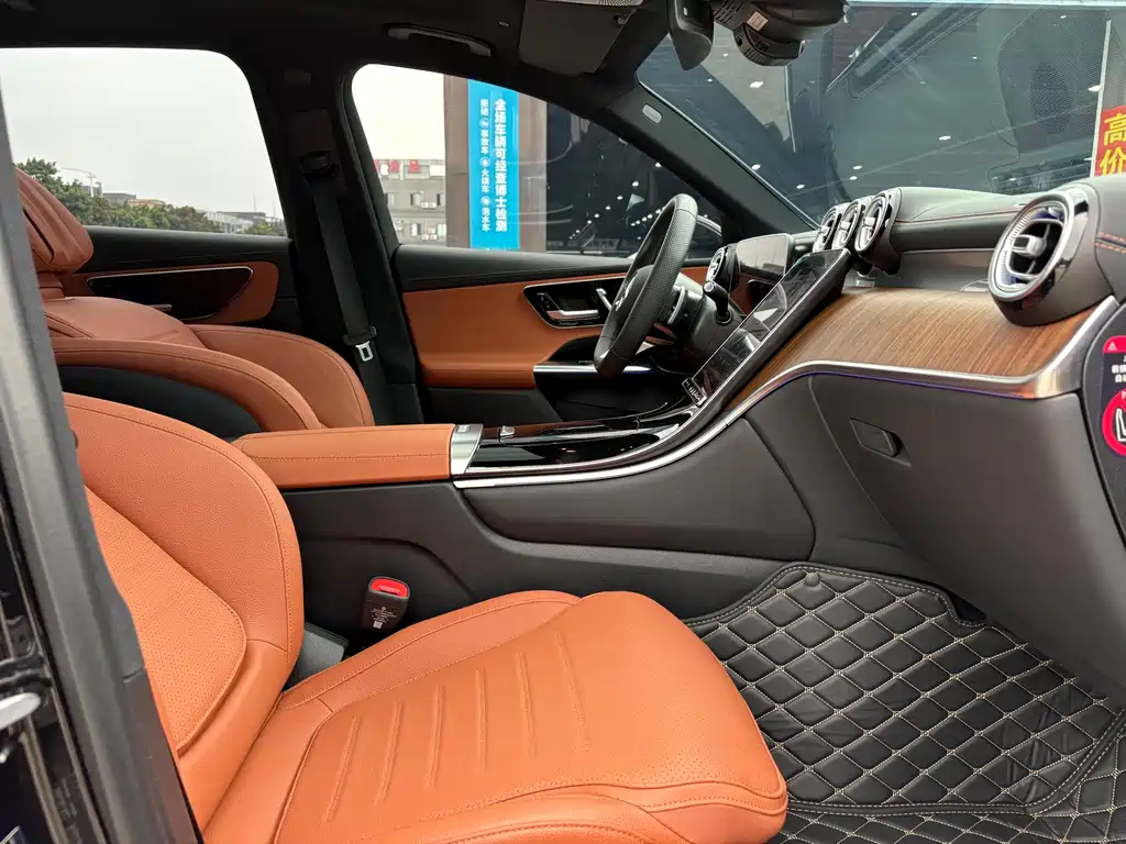 Mercedes-Benz Mercedes-Benz GLC 2024 GLC 300 L 4MATIC Dynamic Model 5-Seat 2024 - thumbnail 12