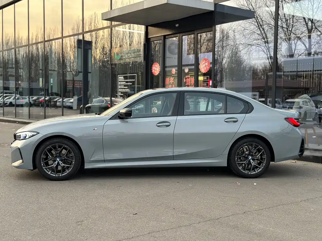 BMW BMW 3 Series 2025 330Li Premium M Sport Night Package 2025 - thumbnail 9