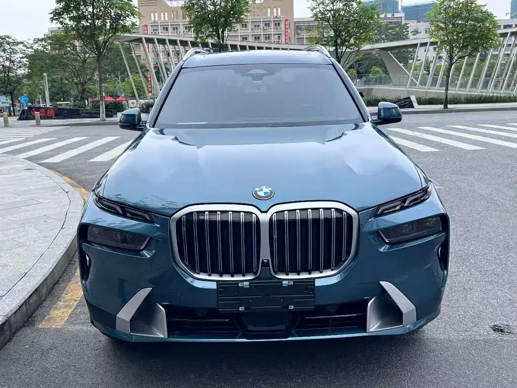BMW BMW X7 xDrive40i Luxury Package 2024 - thumbnail 3