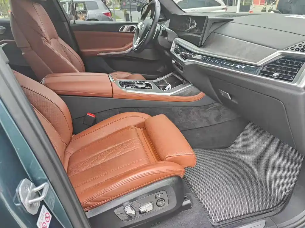 BMW BMW X7 xDrive40i Luxury Package 2024 - thumbnail 9
