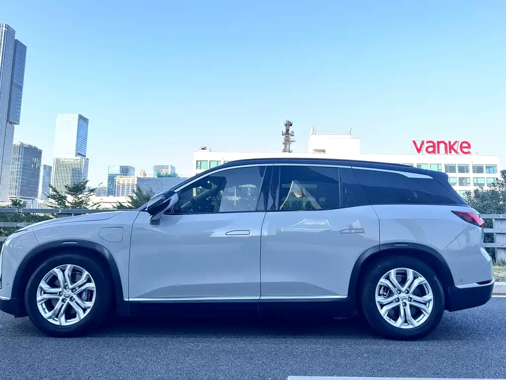 NIO NIO ES8 2020 415KM 7-seater 2021 - thumbnail 3