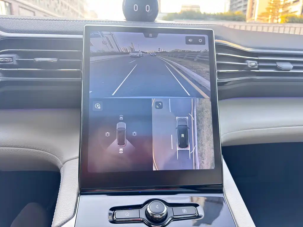 NIO NIO ES8 2020 415KM 7-seater 2021 - thumbnail 18