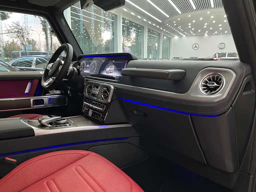 Mercedes-Benz Mercedes-Benz G-Class 2023 G 500 2023 - thumbnail 19