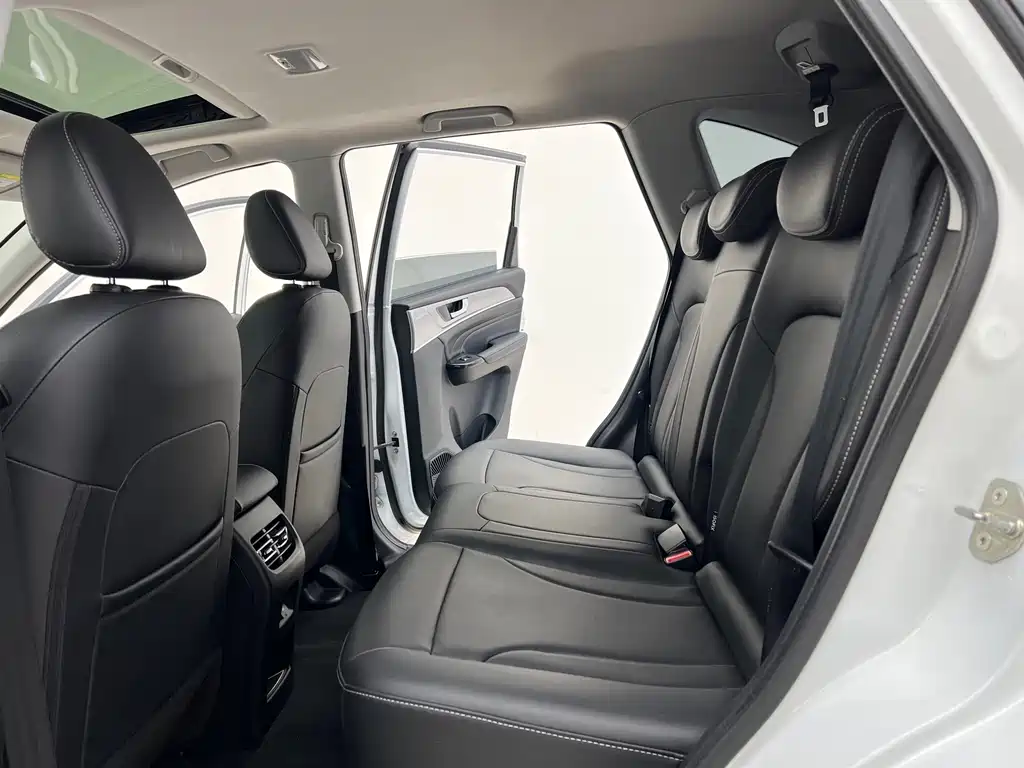 Haval Haval M6 2021 PLUS 1.5T DCT Luxury Intelligent Connectivity Model 2021 - thumbnail 19