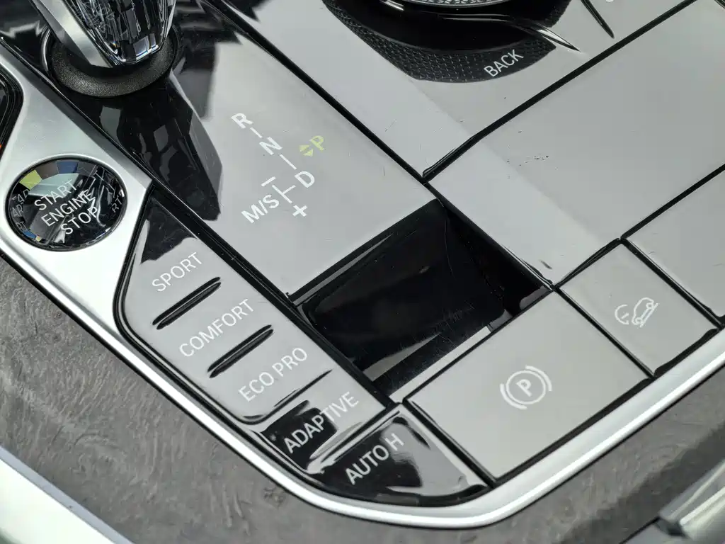 BMW BMW X5 xDrive40i M Sport Package 2020 - thumbnail 16