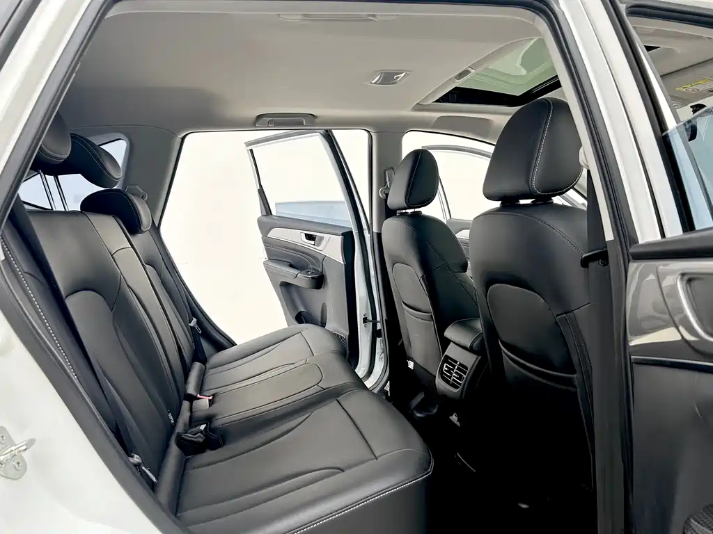 Haval Haval M6 2021 PLUS 1.5T DCT Comfort Model 2022 - thumbnail 9