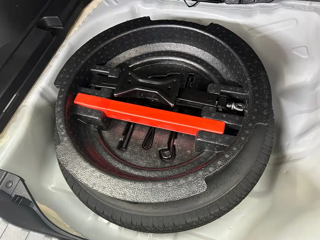 Haval Haval M6 2021 PLUS 1.5T DCT Comfort Model 2022 - thumbnail 15