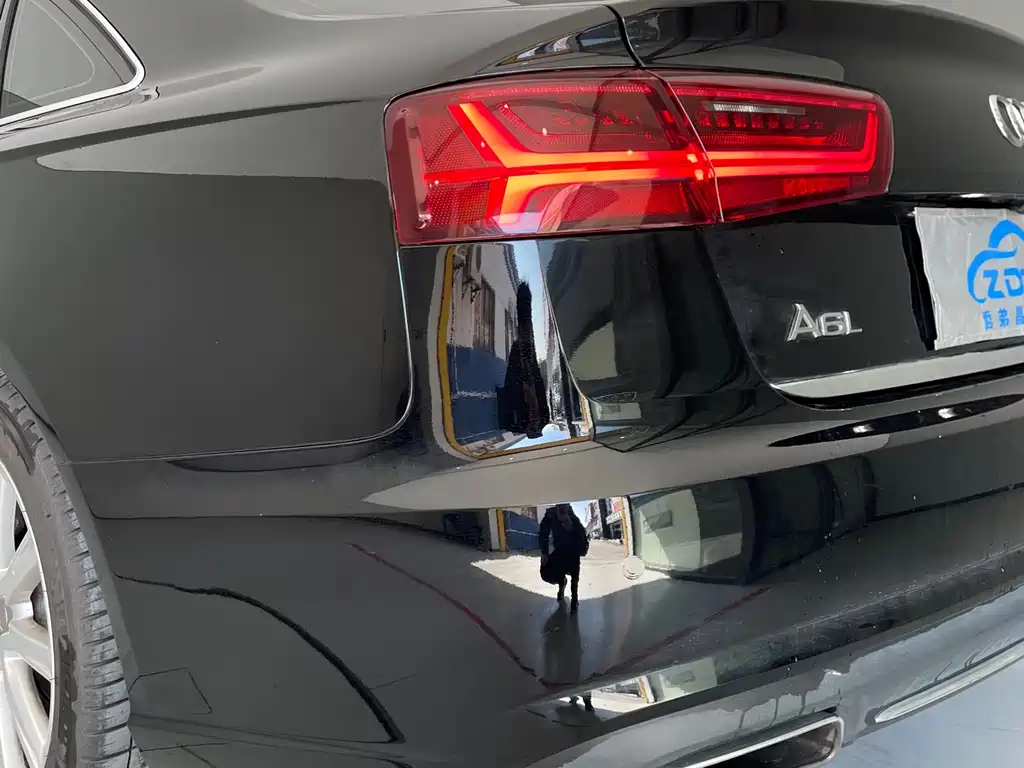 Audi Audi A6L 2018 30th Anniversary Edition TFSI Advanced Model 2019 - thumbnail 12