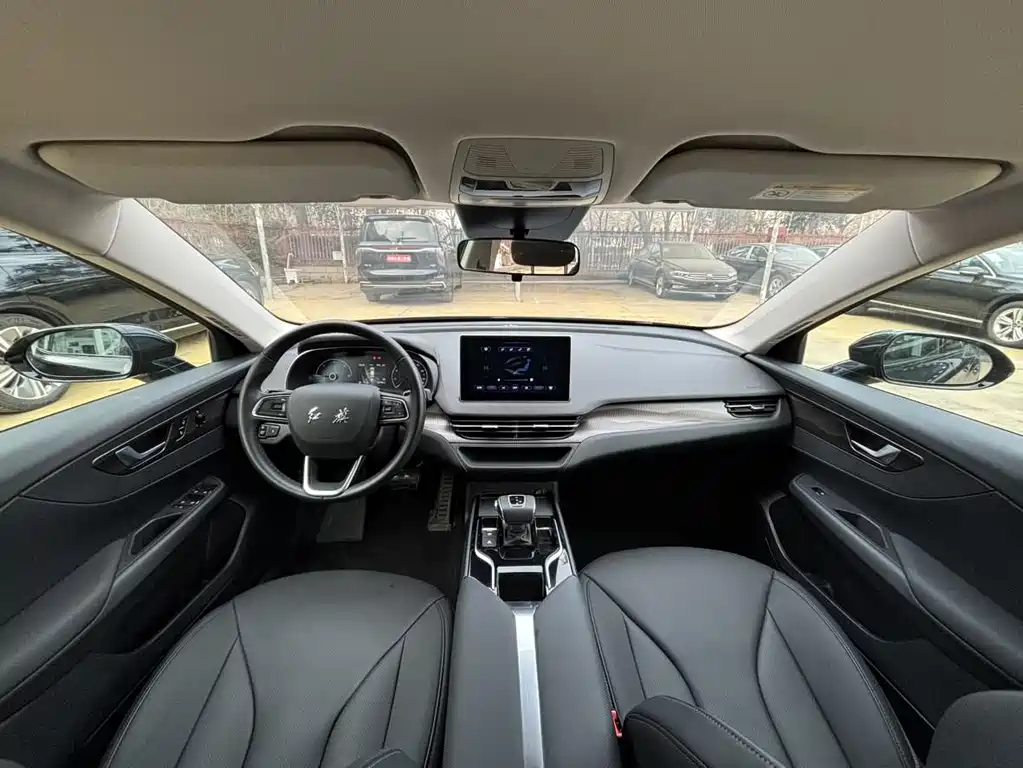Hongqi Hongqi E-QM5 2024 450km Travel Edition 2024 - thumbnail 4
