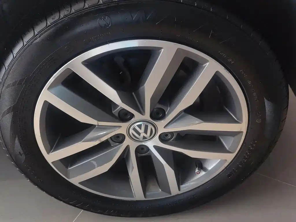 Volkswagen Volkswagen Golf 2016 230TSI Automatic Luxury Edition 2016 - thumbnail 8