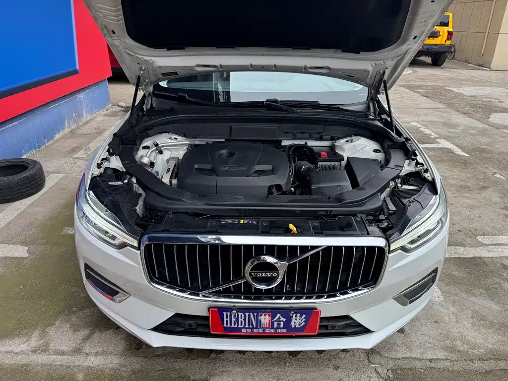 Volvo Volvo XC60 2020 T5 AWD Momentum Luxury Edition 2020 - thumbnail 26