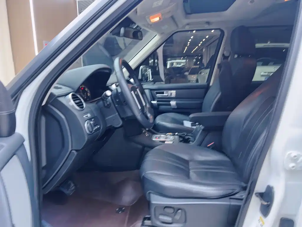 Land Rover Discovery 2014 3.0 SC V6 SE 2015 - thumbnail 7