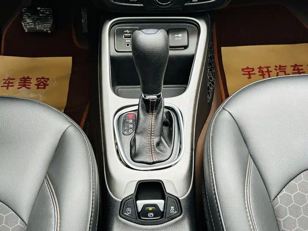 Jeep Jeep Cherokee 2020 220T Automatic Elite Edition 2020 - thumbnail 8