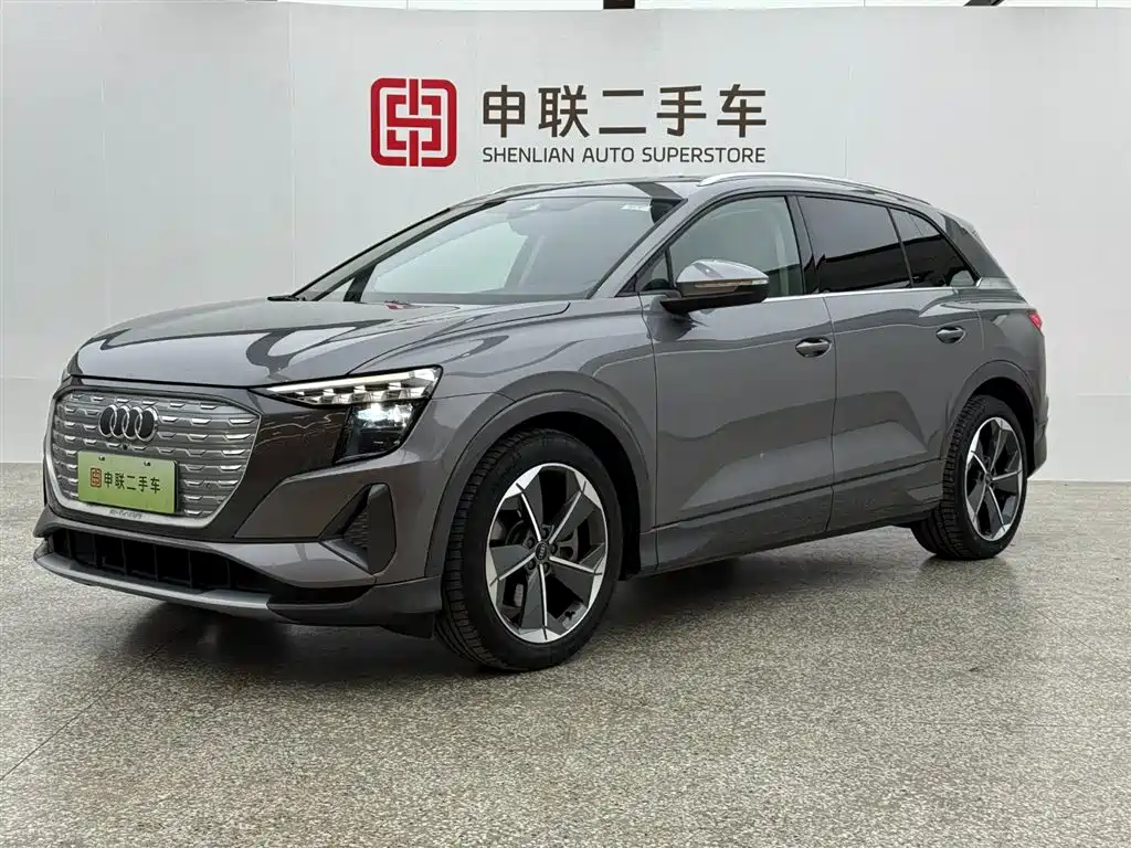 Audi Audi Q5 e-tron 2023 40 e-tron Premium Model with Exclusive Package 2025