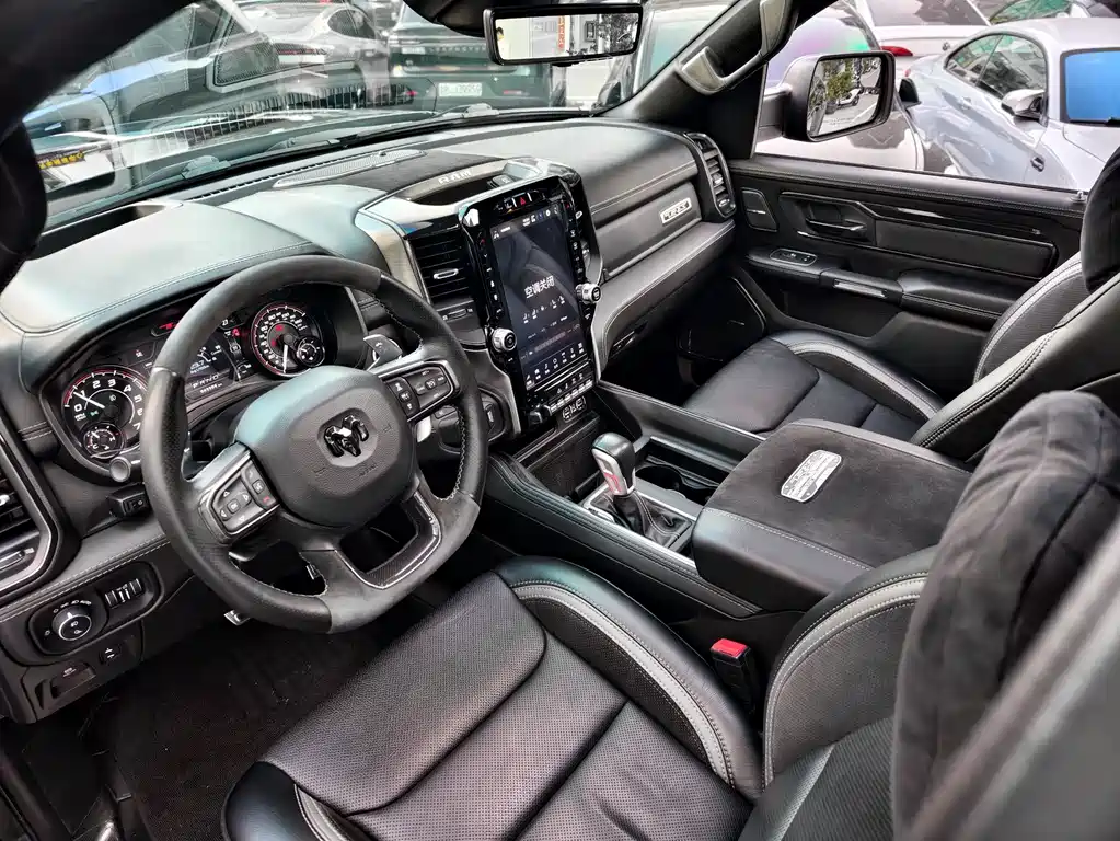 RAM RAM Trucks TRX 2023 6.2L V8 U.S. Specification 2023 - thumbnail 4