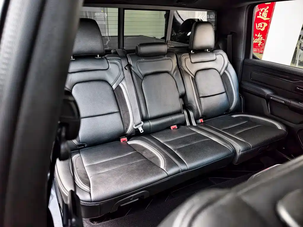 RAM RAM Trucks TRX 2023 6.2L V8 U.S. Specification 2023 - thumbnail 10
