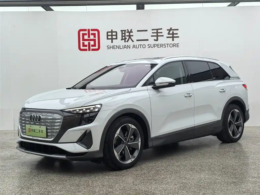 Audi Audi Q5 e-tron 2023 40 e-tron Premium Model with Elegant Package 2025