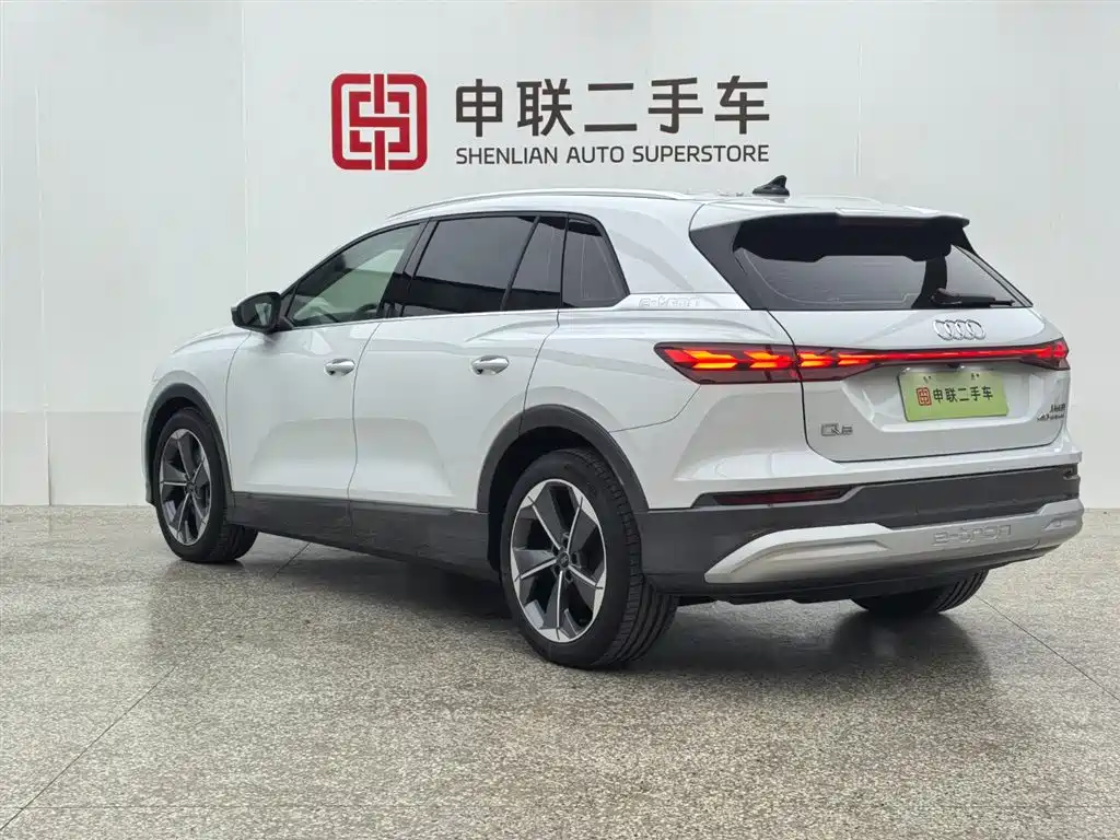 Audi Audi Q5 e-tron 2023 40 e-tron Premium Model with Elegant Package 2025 - thumbnail 10