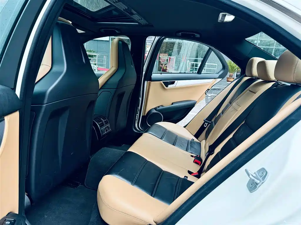 Mercedes-Benz Mercedes-Benz C-Class AMG 2012 AMG C 63 Sport Edition 2014 - thumbnail 13