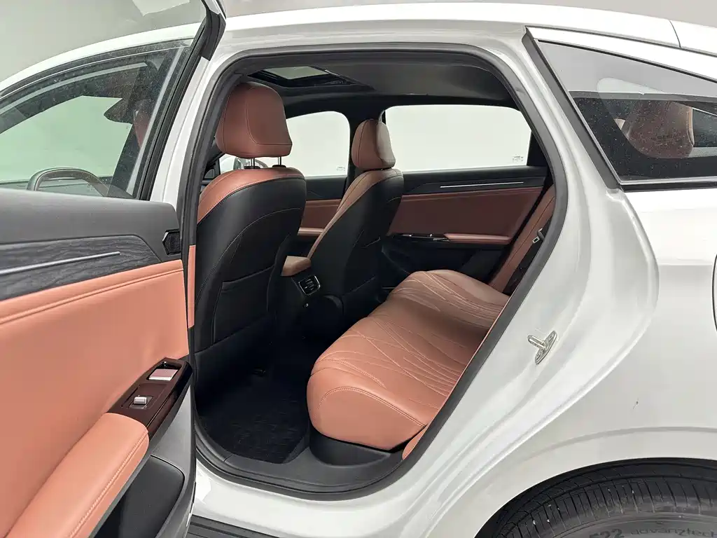 Geely Galaxy Geely Galaxy L6 2025 EM-i 140km Starship Edition 2025 - thumbnail 9
