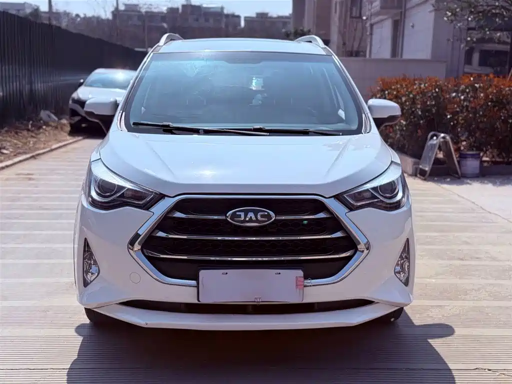 JAC Group Rui Feng S3 2018 Custom Edition 1.6L CVT Luxury Intelligent Model 2018 - thumbnail 2