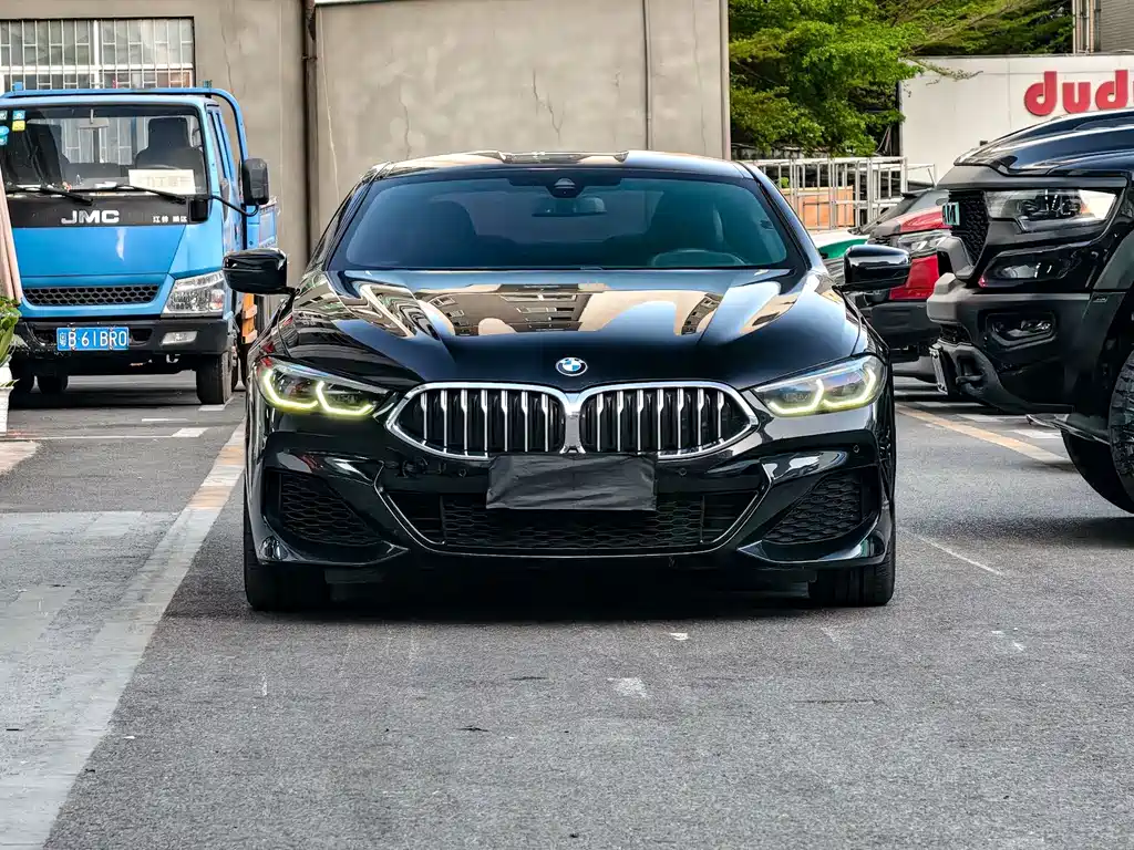 BMW BMW 8 Series 2019 840i Coupe M Sport Package 2020 - thumbnail 2