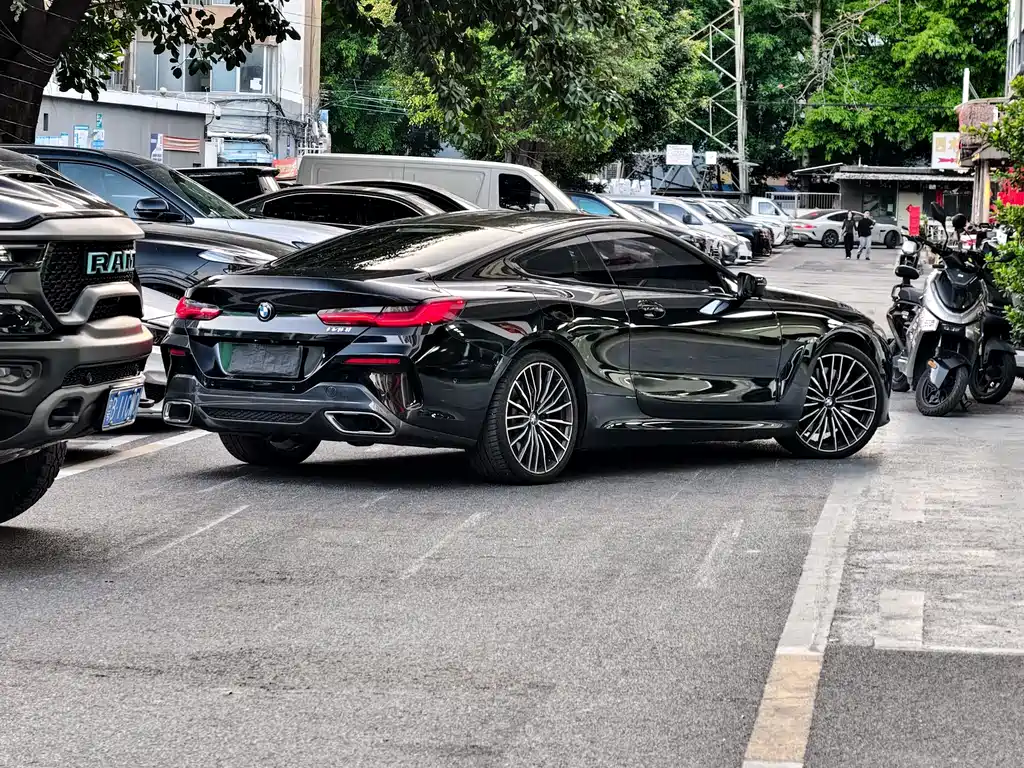 BMW BMW 8 Series 2019 840i Coupe M Sport Package 2020 - thumbnail 3