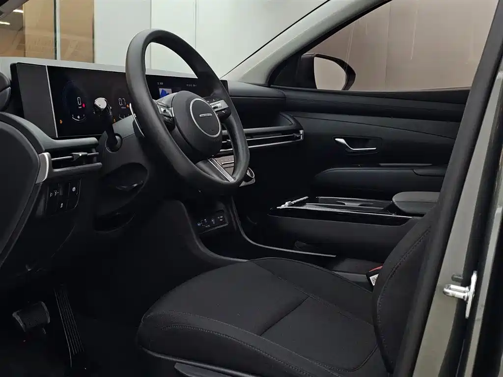 Hyundai Tucson 2025 Tucson L 1.5T Elite Edition 2025 - thumbnail 6