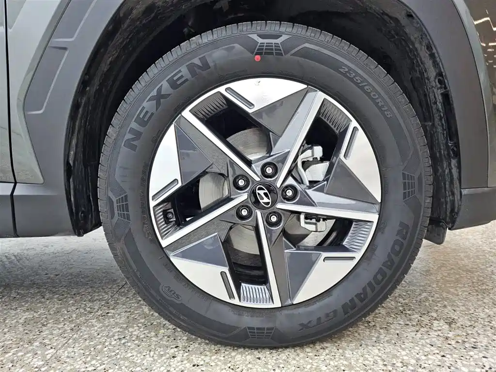 Hyundai Tucson 2025 Tucson L 1.5T Elite Edition 2025 - thumbnail 14