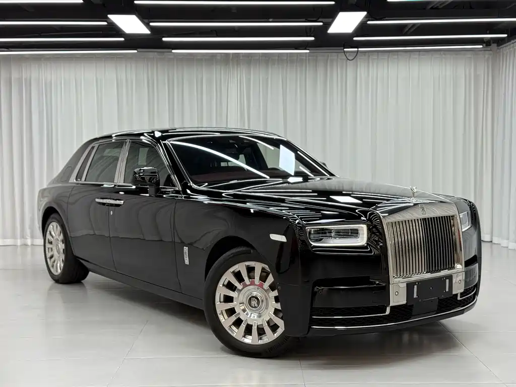 Rolls-Royce Phantom 2018 6.7T Standard Wheelbase Version 2019 - thumbnail 3