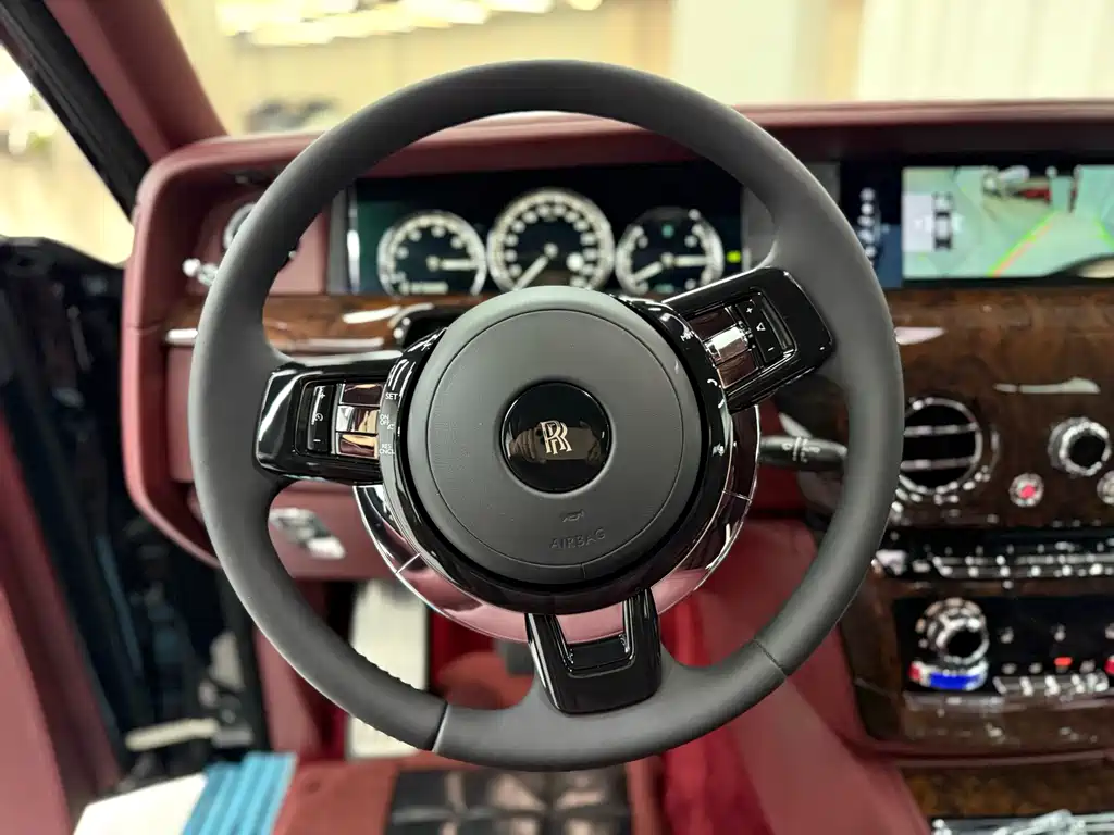 Rolls-Royce Phantom 2018 6.7T Standard Wheelbase Version 2019 - thumbnail 14