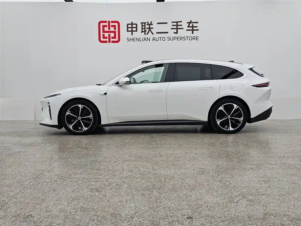 NIO NIO ET5T 2023 75kWh Touring 2023 - thumbnail 3
