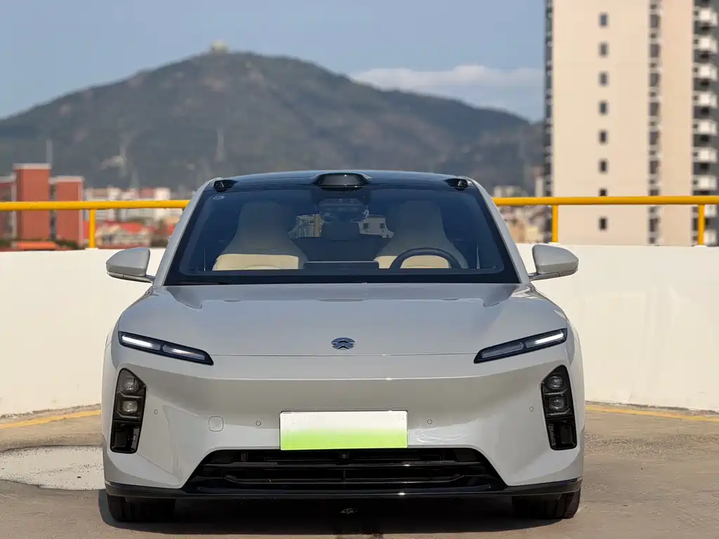 NIO NIO ET5T 2025 75kWh Touring 2026 - thumbnail 2