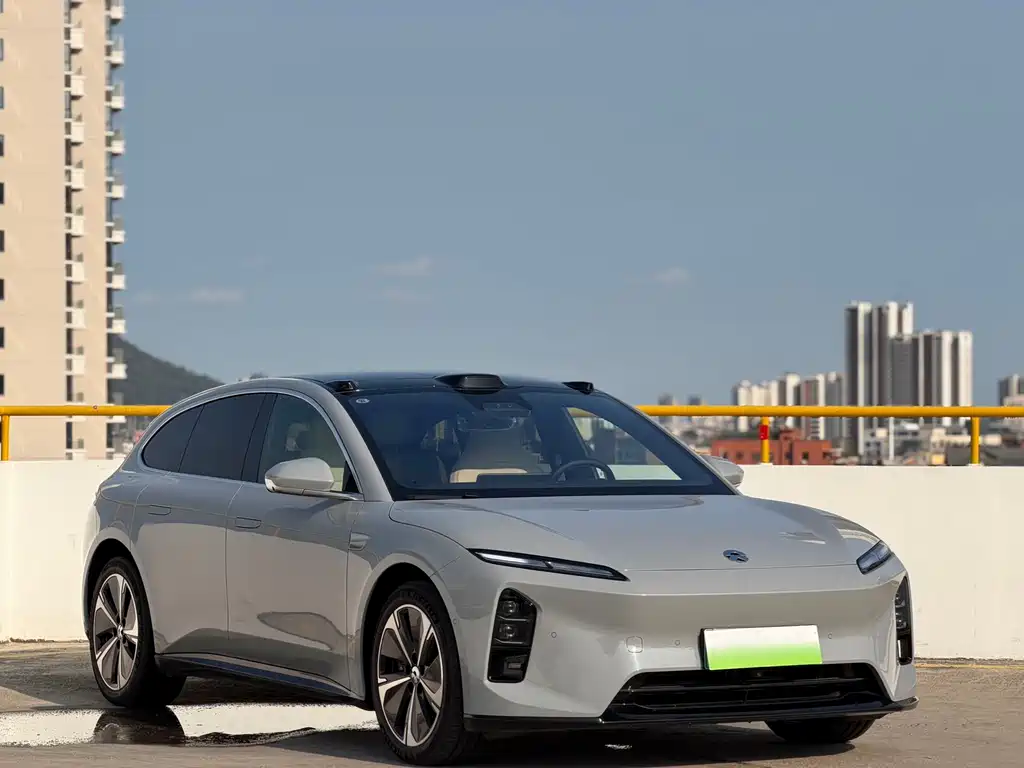 NIO NIO ET5T 2025 75kWh Touring 2026 - thumbnail 3