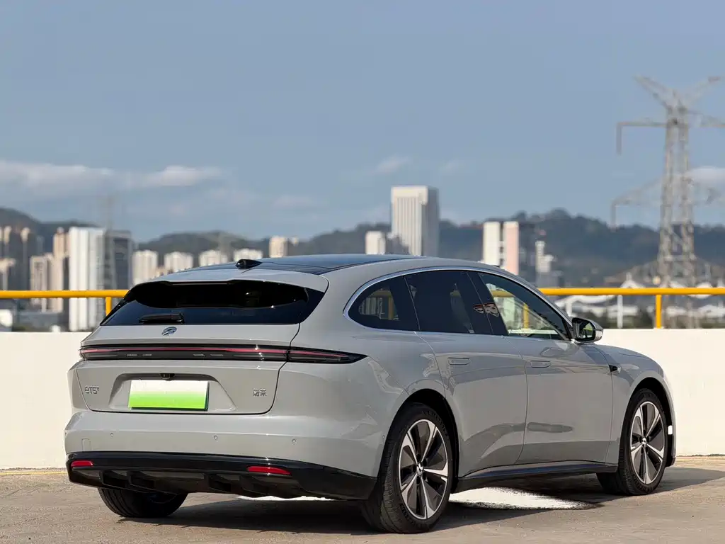 NIO NIO ET5T 2025 75kWh Touring 2026 - thumbnail 4