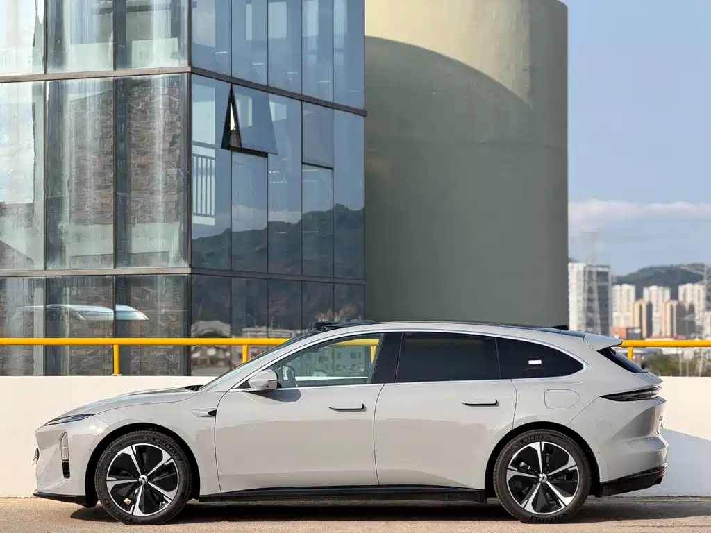 NIO NIO ET5T 2025 75kWh Touring 2026 - thumbnail 10