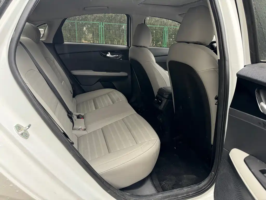 Kia Kia K3 2024 1.5L CVT Comfort Plus Edition 2024 - thumbnail 6