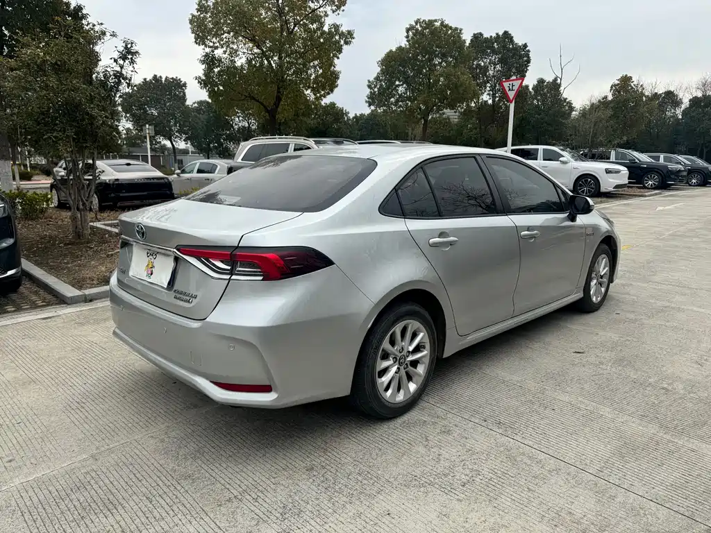 Toyota Toyota Corolla 2022 Hybrid 1.8L E-CVT Advanced Edition 2022 - thumbnail 14