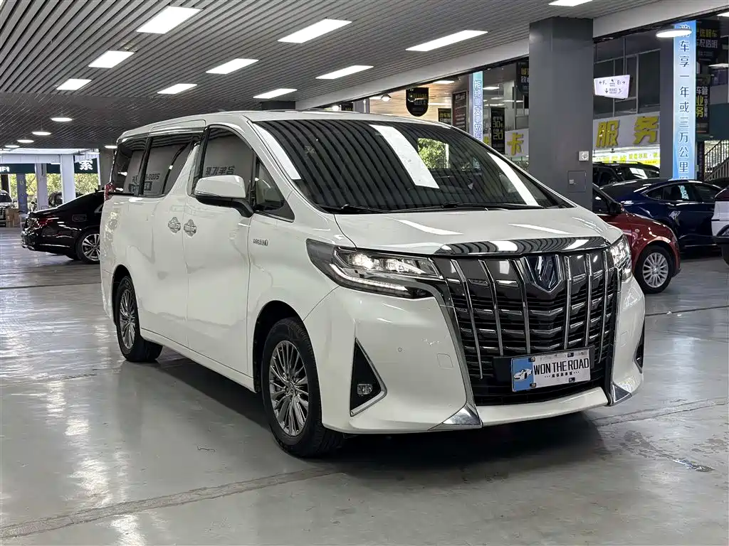 Toyota Alphard 2021 Model Hybrid 2.5L Luxury Version 2023 - thumbnail 5