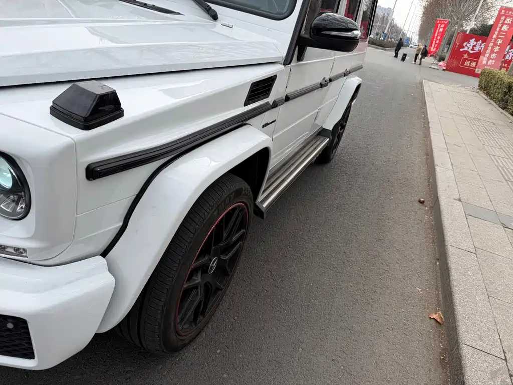 Mercedes-Benz Mercedes-Benz G-Class AMG 2013 AMG G 63 2013 - thumbnail 3