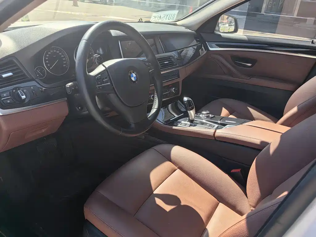BMW BMW 5 Series Import 2014 520i Elegant Edition 2016 - thumbnail 3