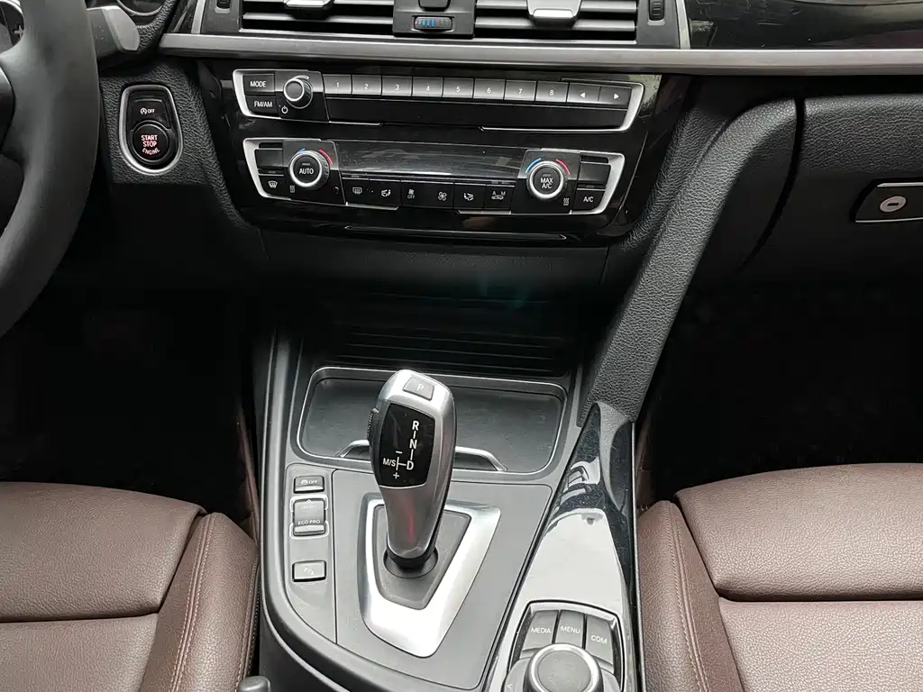 BMW BMW 3 Series 2018 320Li Fashion Edition 2018 - thumbnail 18