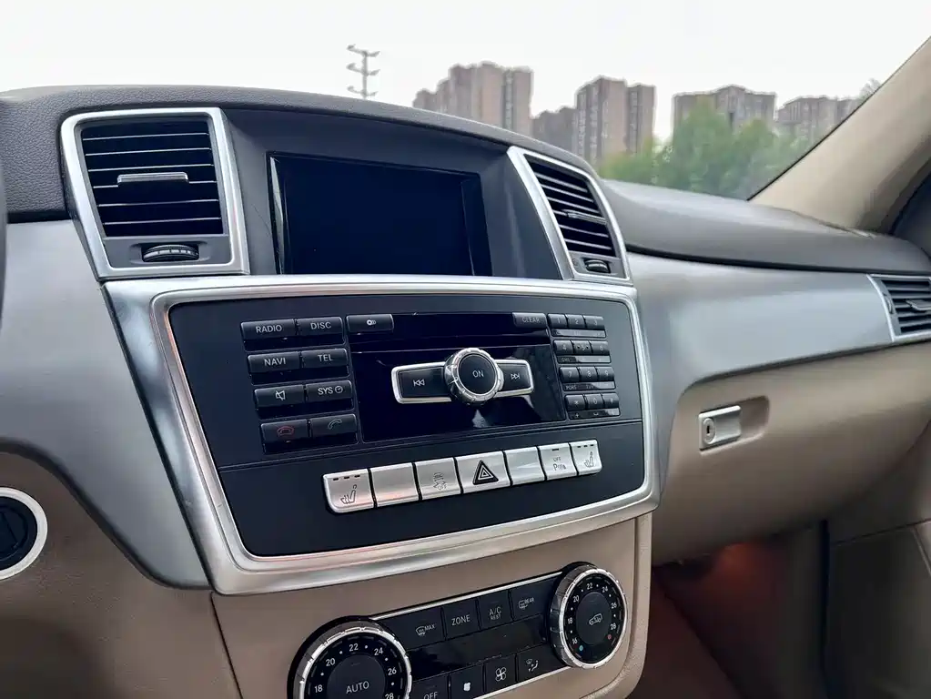 Mercedes-Benz Mercedes-Benz M-Class 2012 ML 300 2013 - thumbnail 13