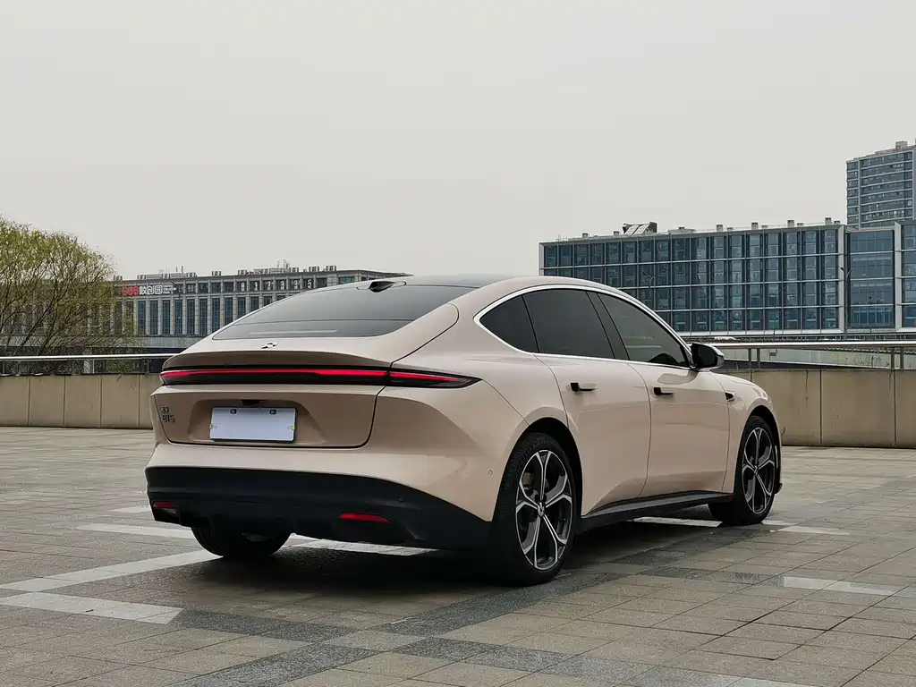 NIO NIO ET5 2022 75kWh 2023 - thumbnail 5