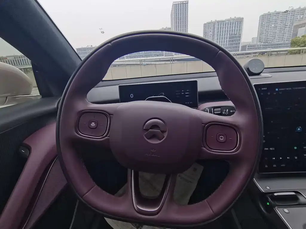 NIO NIO ET5 2022 75kWh 2023 - thumbnail 15