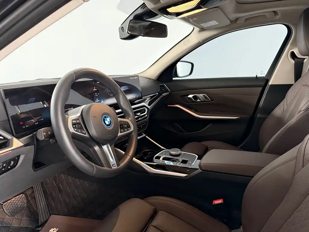 BMW BMW i3 2024 eDrive 35 L 2023 - thumbnail 4