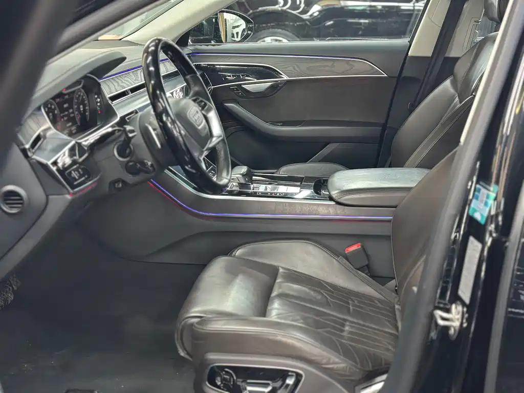 Audi Audi A8 2019 A8L 50 TFSI quattro Comfort Line 2019 - thumbnail 4