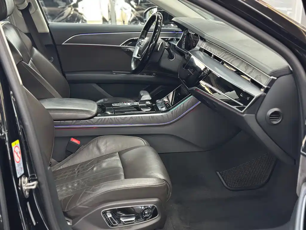 Audi Audi A8 2019 A8L 50 TFSI quattro Comfort Line 2019 - thumbnail 6