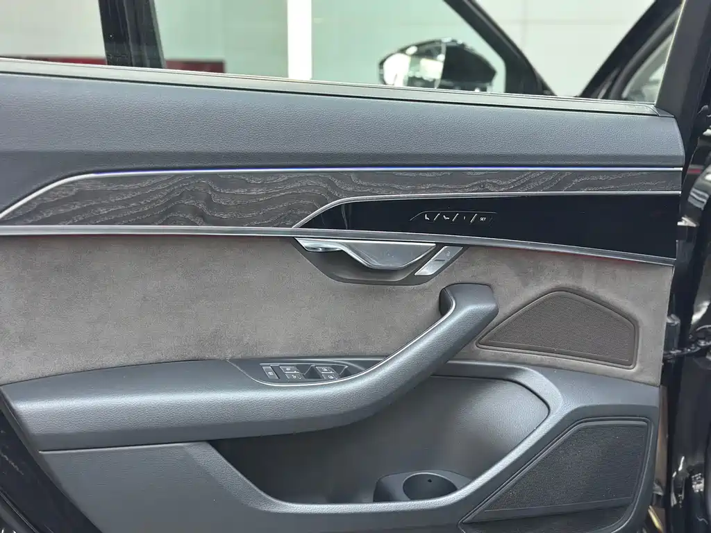 Audi Audi A8 2019 A8L 50 TFSI quattro Comfort Line 2019 - thumbnail 9